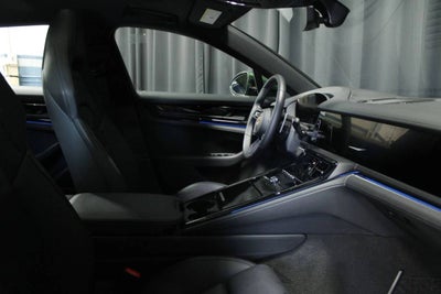 2025 Porsche Panamera 4