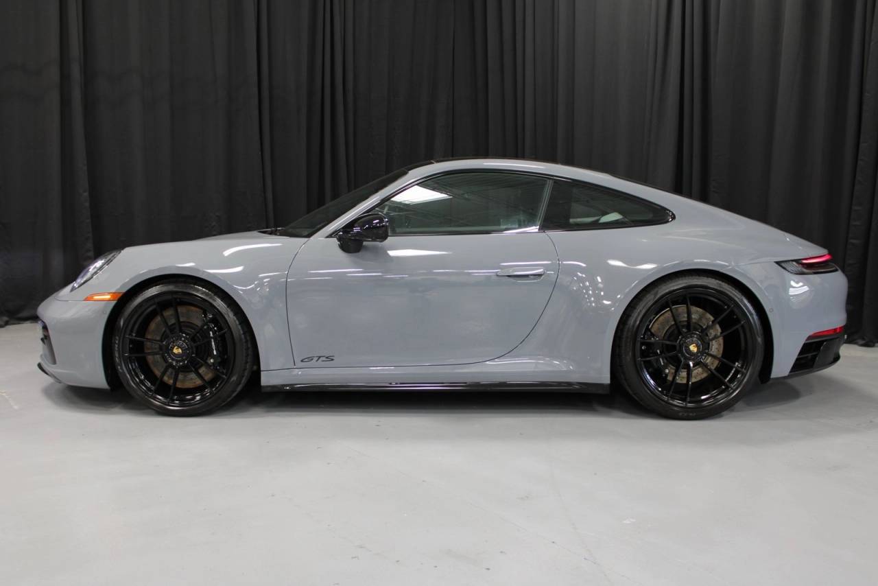 2024 Porsche 911 Carrera 4 GTS