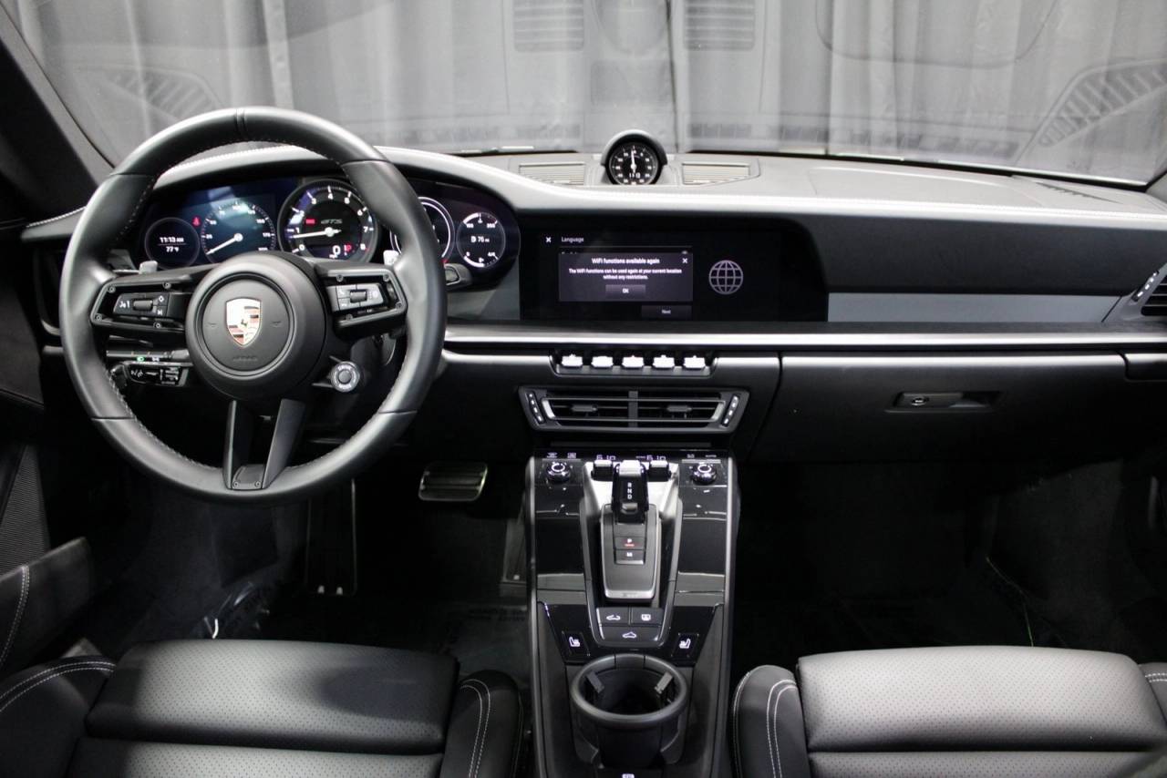 2024 Porsche 911 Carrera 4 GTS