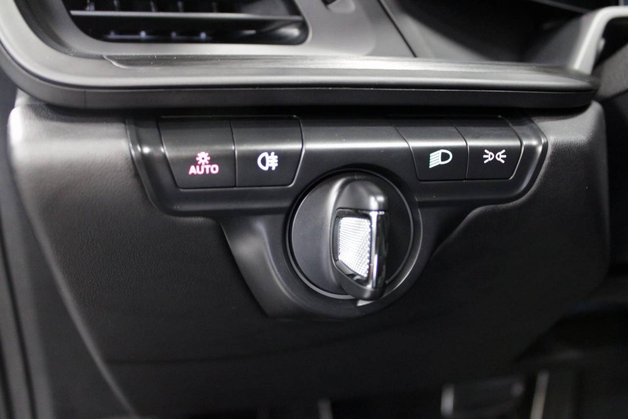 2024 Porsche 911 Carrera 4 GTS