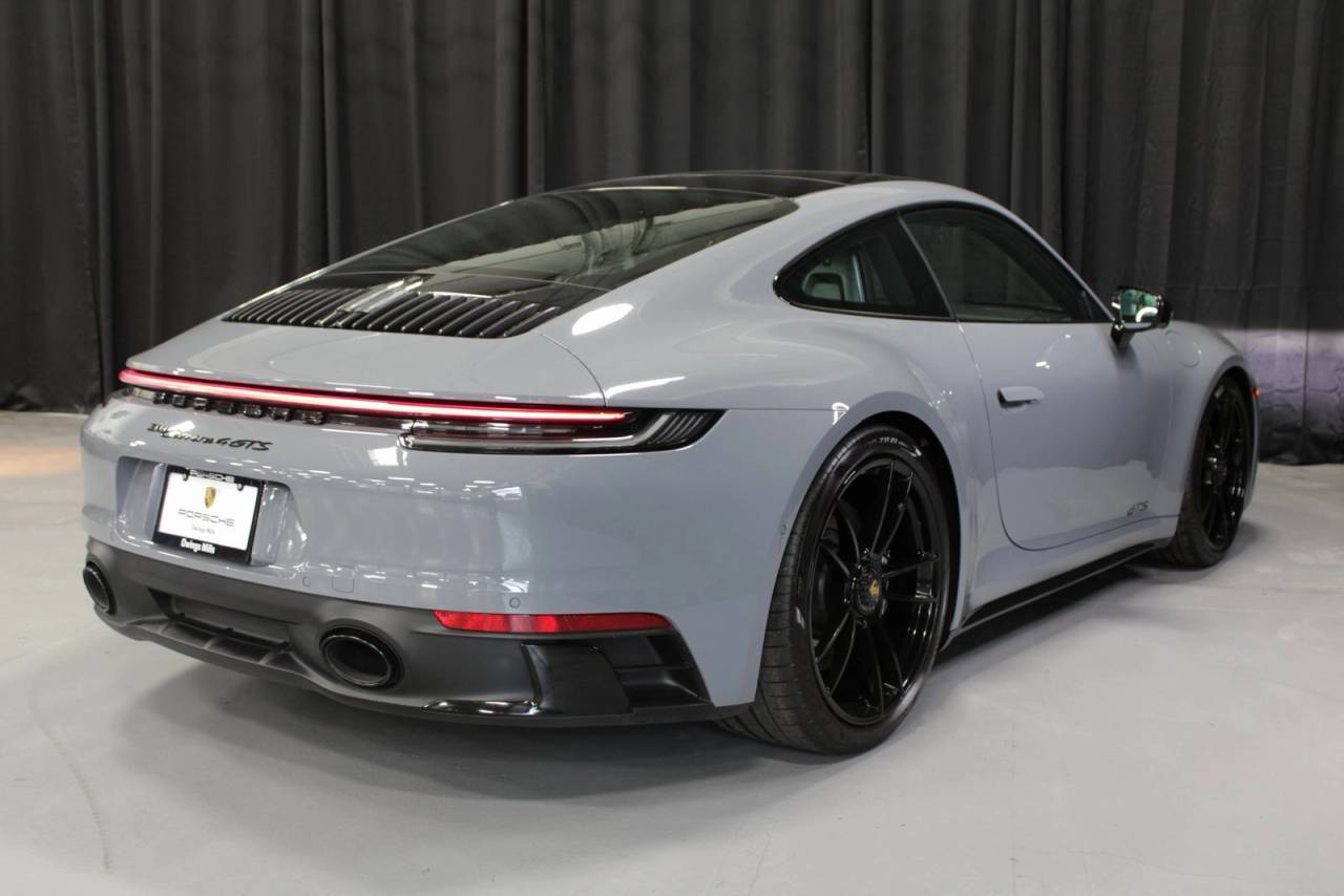 2024 Porsche 911 Carrera 4 GTS