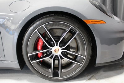 2026 Porsche 911 Carrera 4 GTS