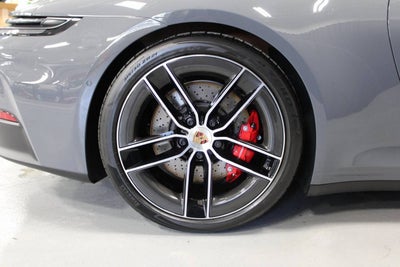 2026 Porsche 911 Carrera 4 GTS