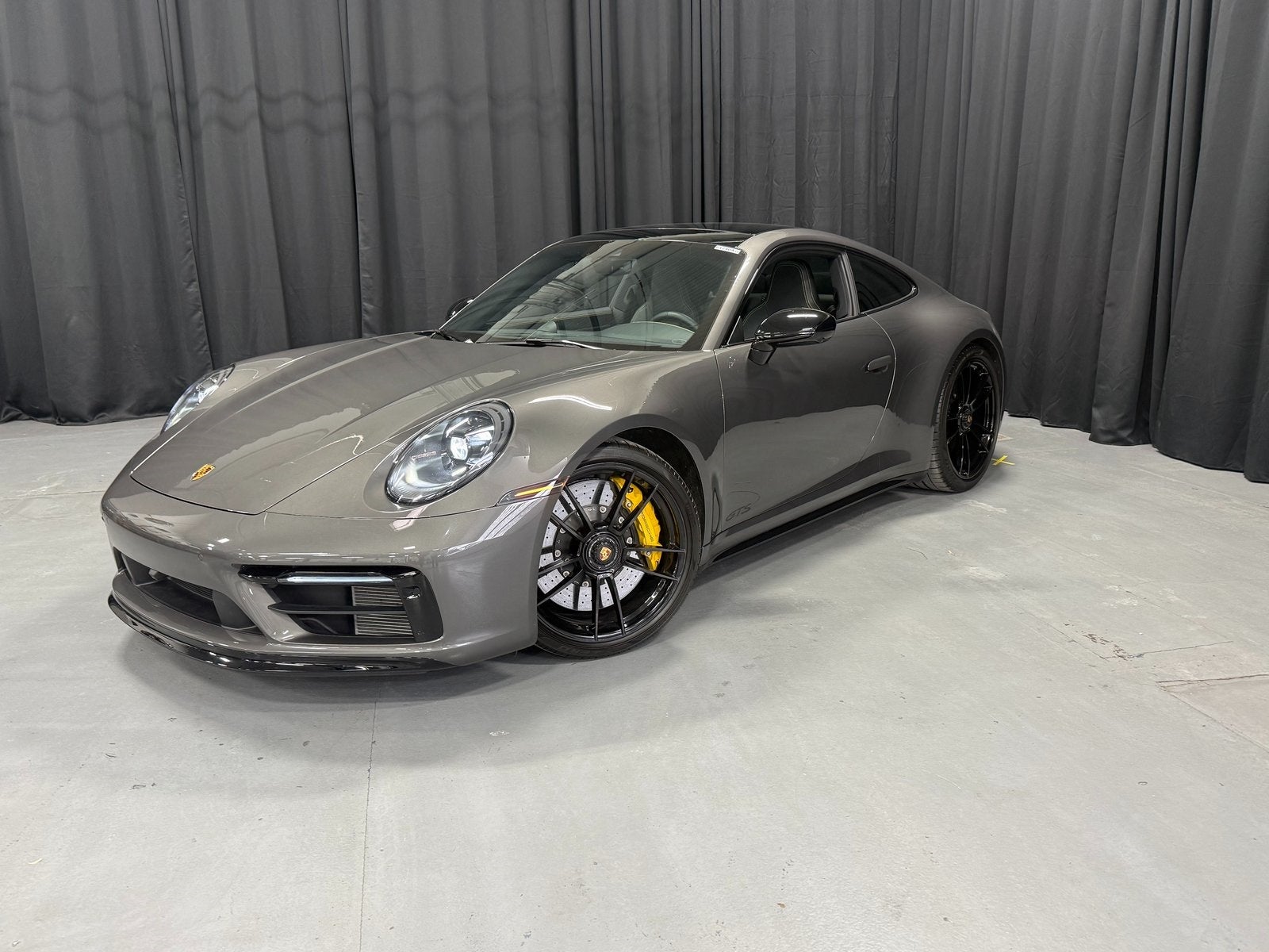 2023 Porsche 911 Carrera GTS