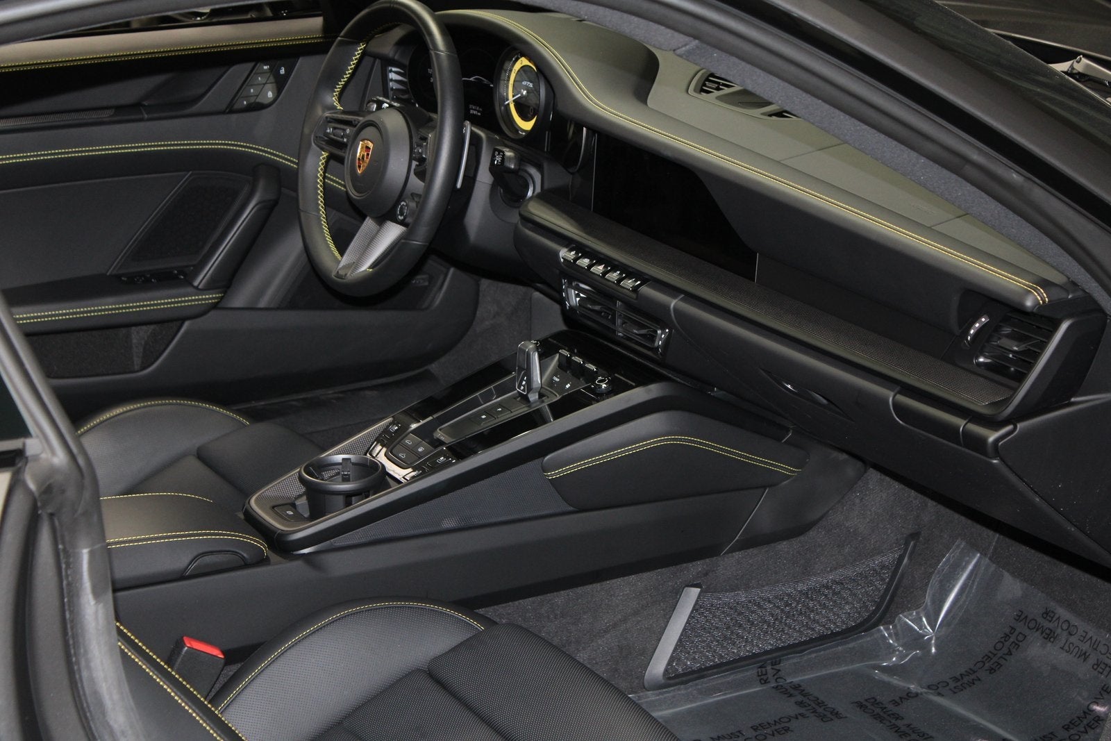 2023 Porsche 911 Carrera GTS