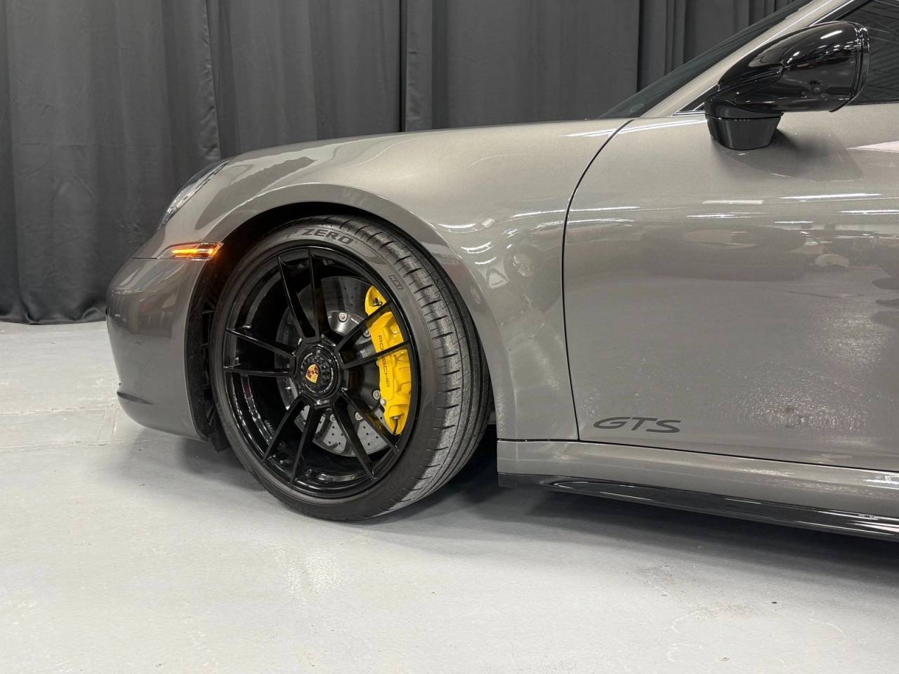 2023 Porsche 911 Carrera GTS