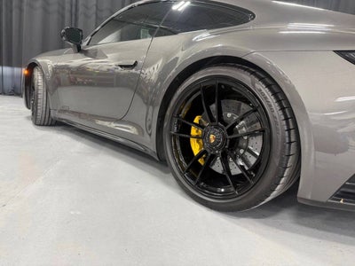 2023 Porsche 911 Carrera GTS