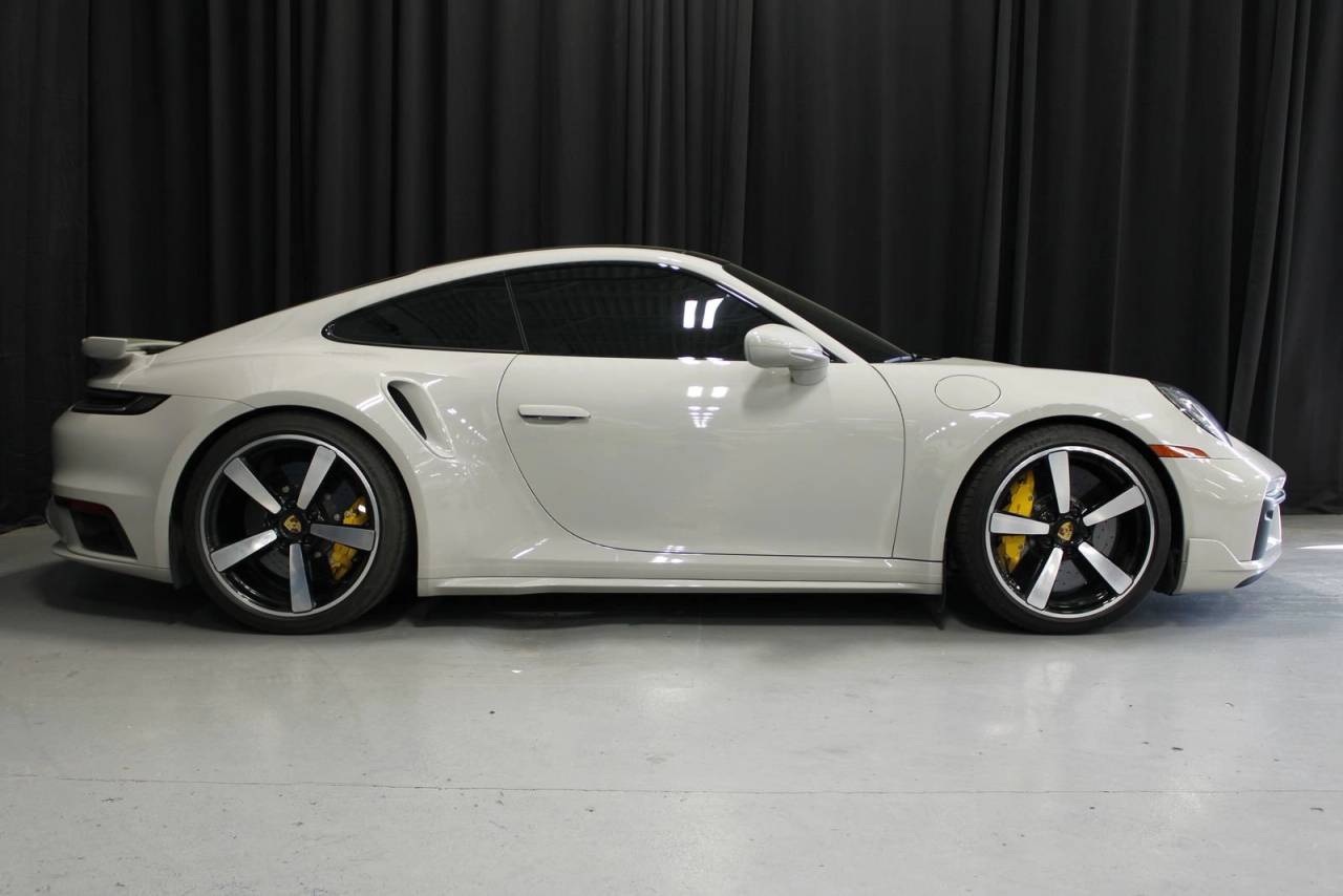 2025 Porsche 911 Turbo S