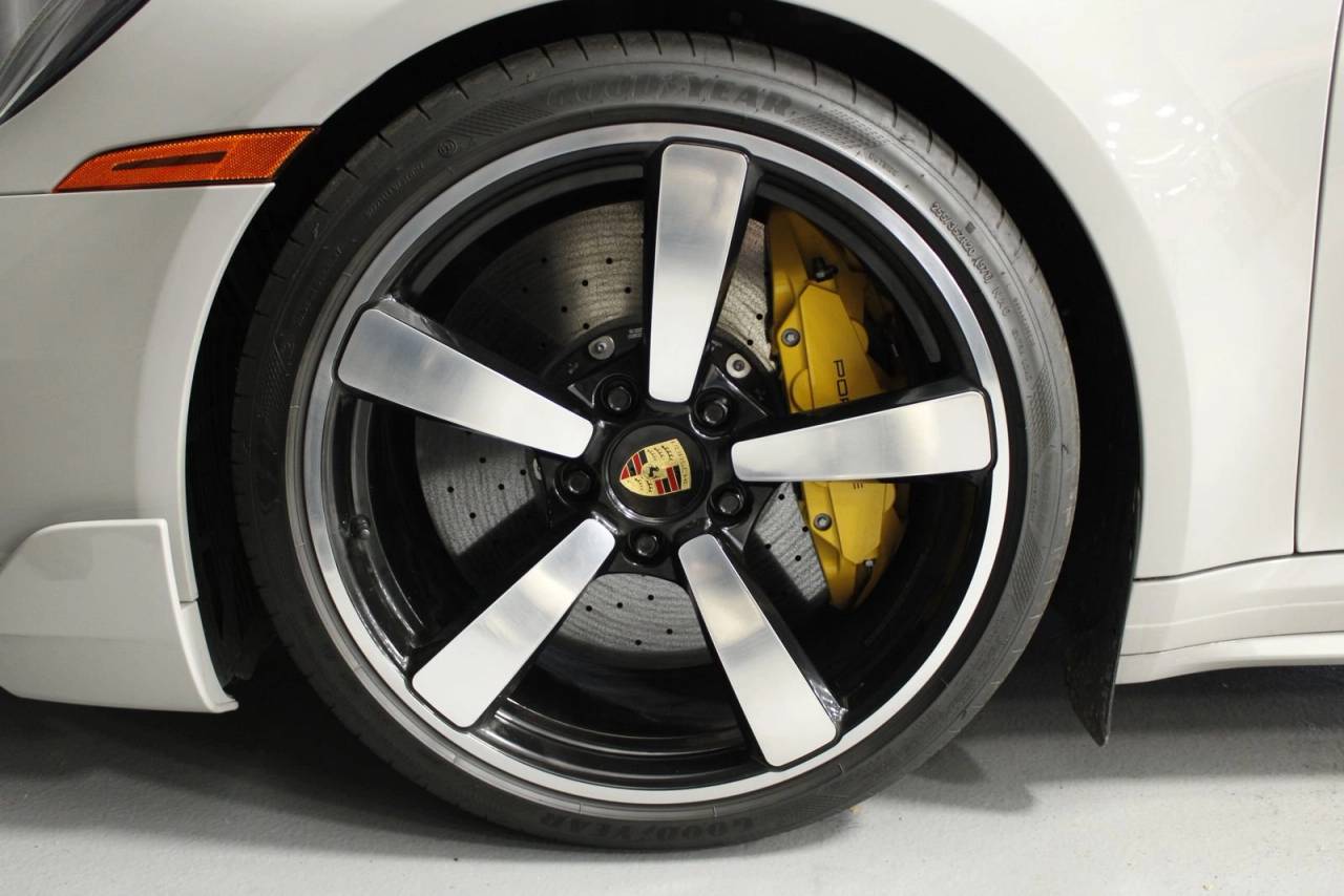 2025 Porsche 911 Turbo S