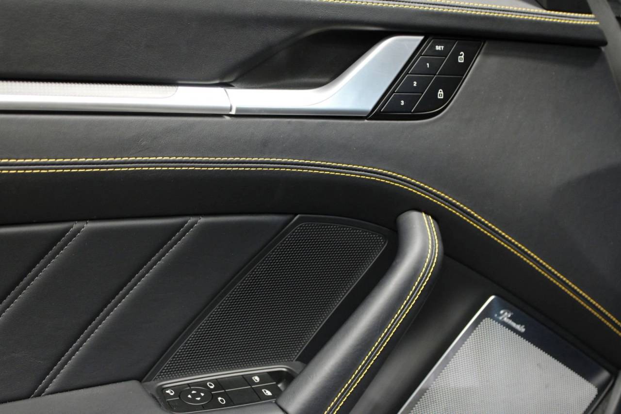 2025 Porsche 911 Turbo S