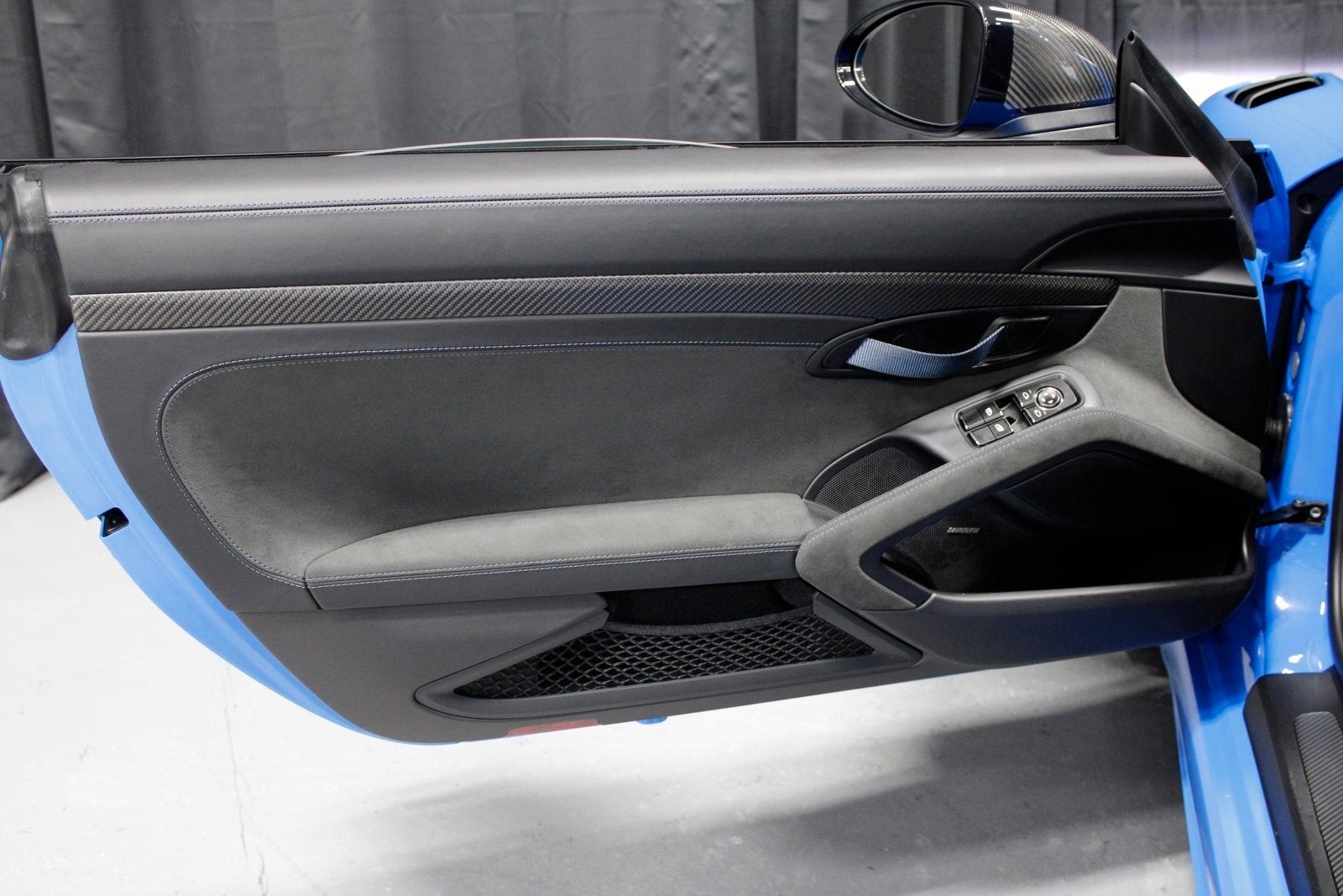 2025 Porsche 718 Cayman GT4 RS