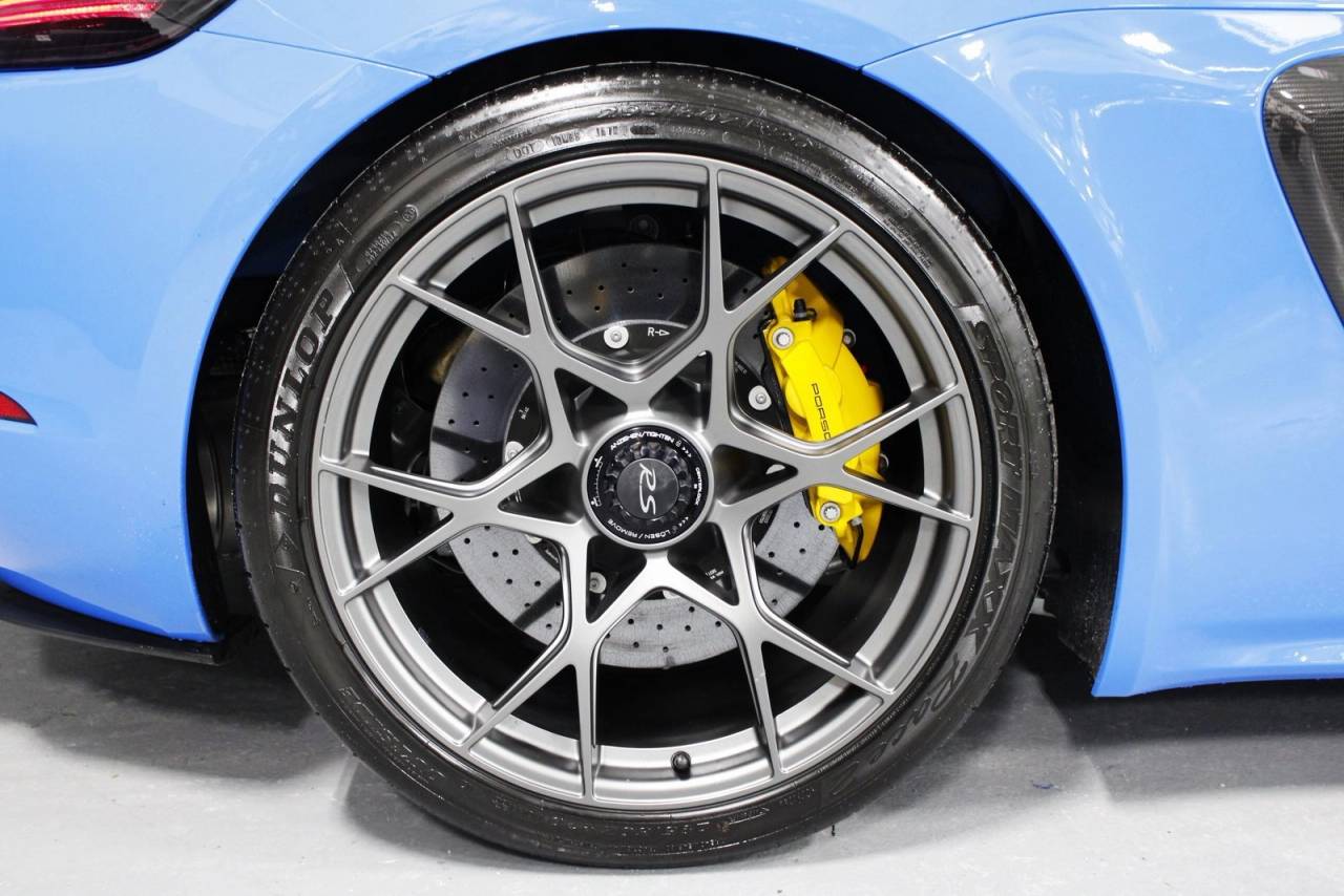 2025 Porsche 718 Cayman GT4 RS