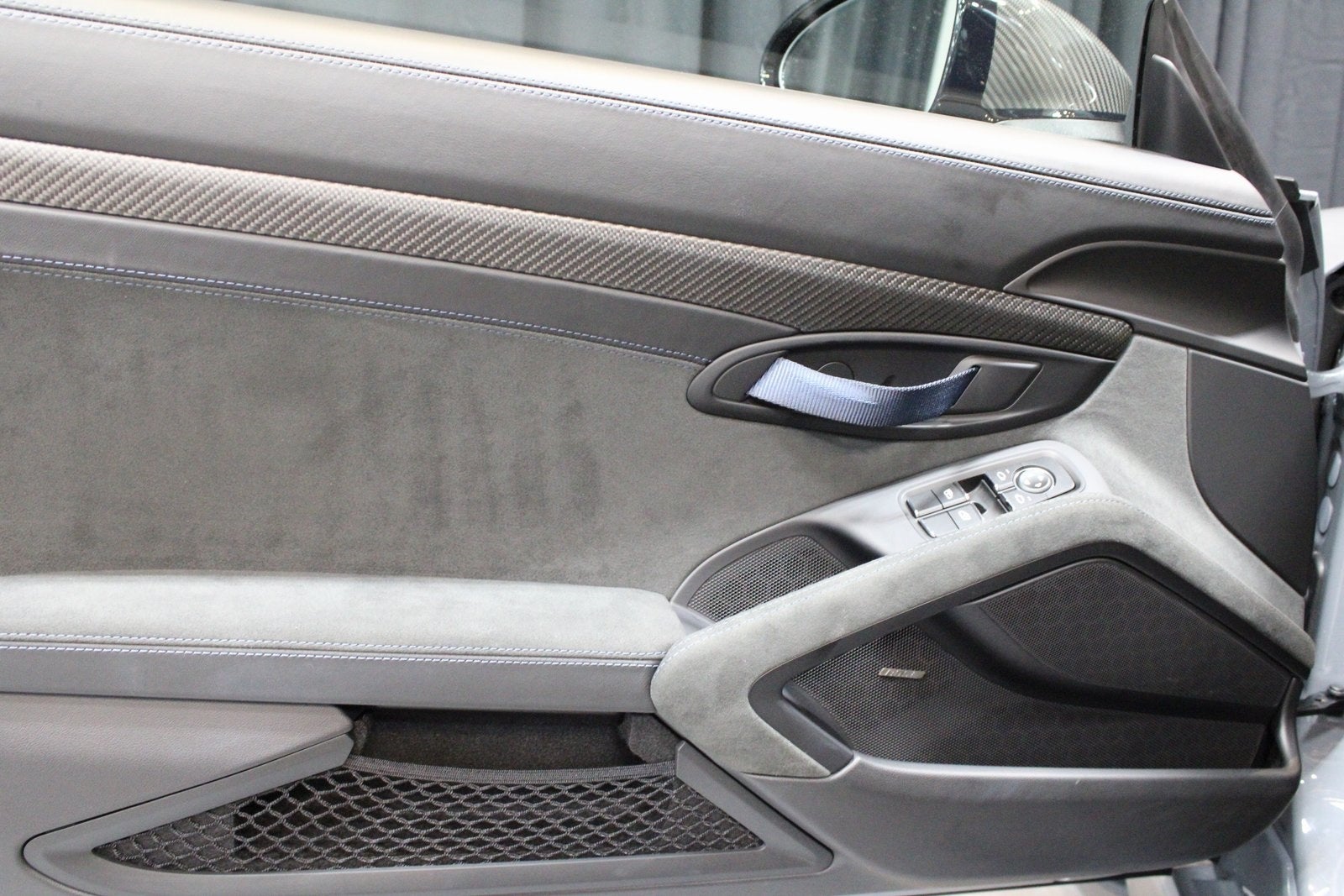 2025 Porsche 718 Cayman GT4 RS