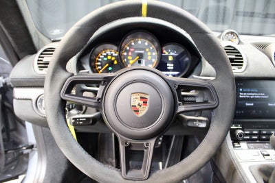 2025 Porsche 718 Cayman GT4 RS