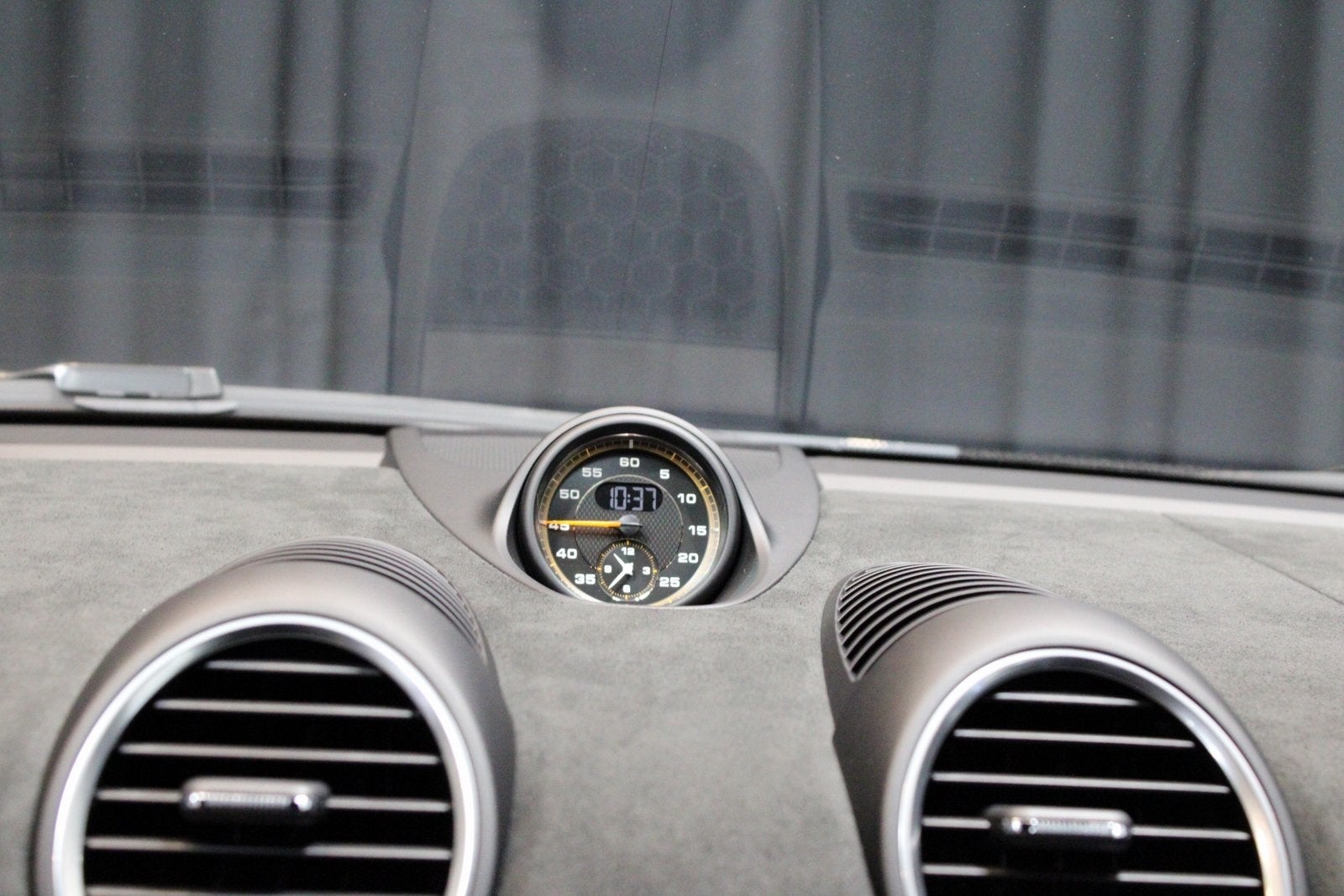 2025 Porsche 718 Cayman GT4 RS