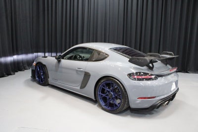2025 Porsche 718 Cayman GT4 RS