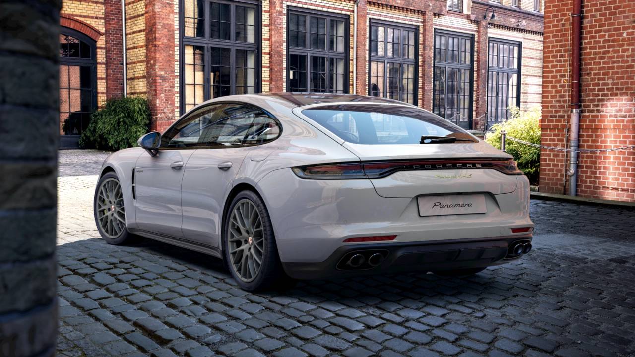 2023 Porsche Panamera E-Hybrid 4S