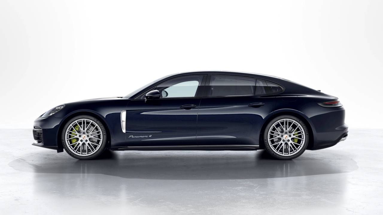 2023 Porsche Panamera 4 E-Hybrid Executive