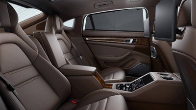 2023 Porsche Panamera 4 E-Hybrid Executive