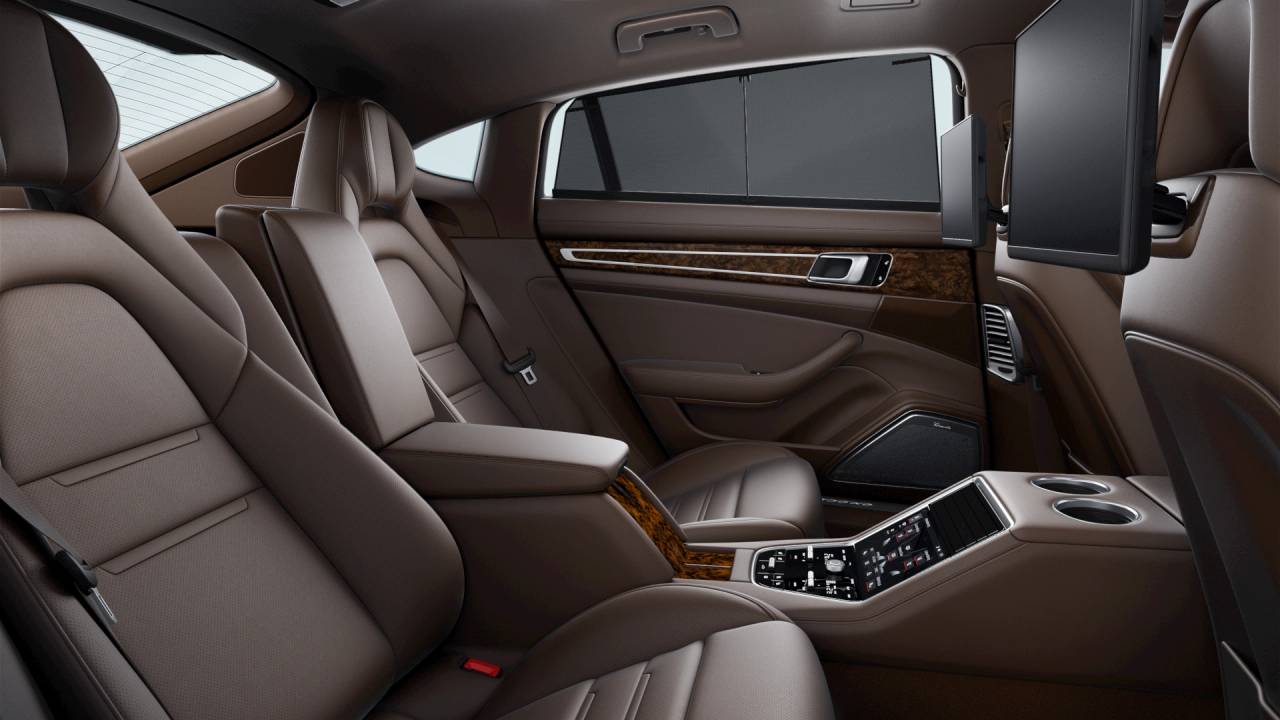 2023 Porsche Panamera 4 E-Hybrid Executive