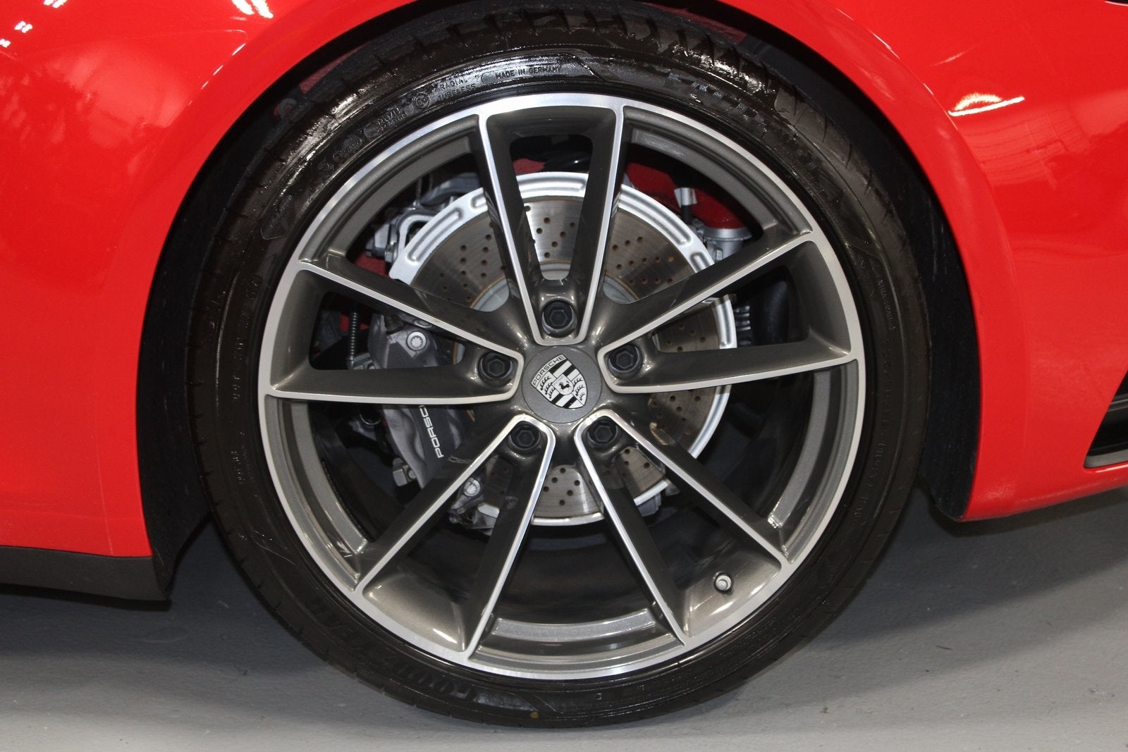 2024 Porsche 911 Carrera