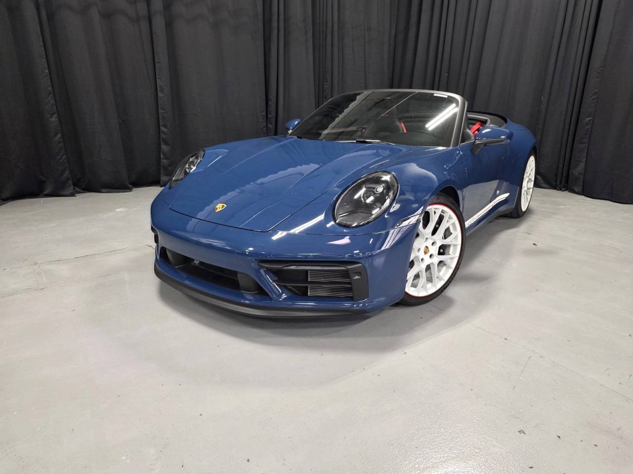 2023 Porsche 911 Carrera GTS