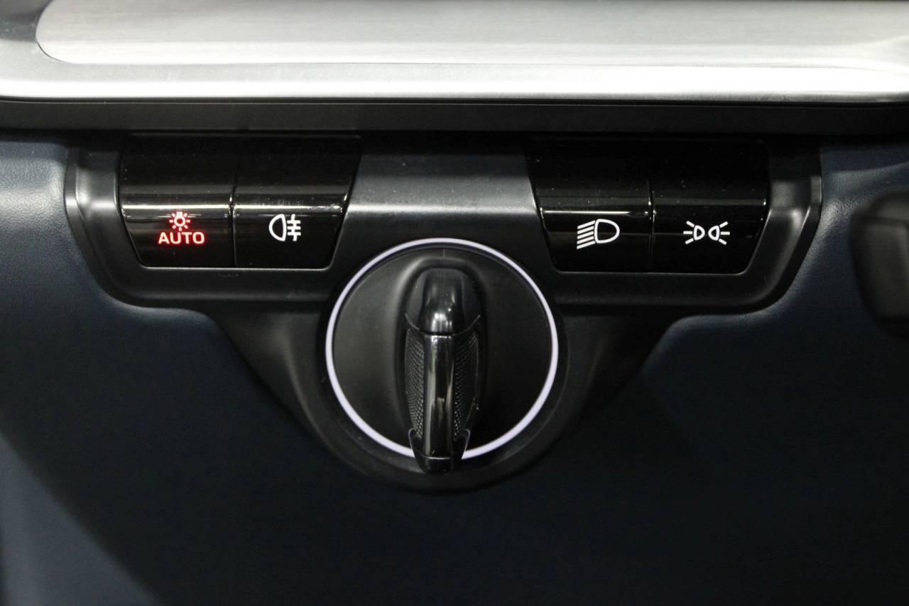 2021 Porsche 911 Carrera 4S Cabriolet