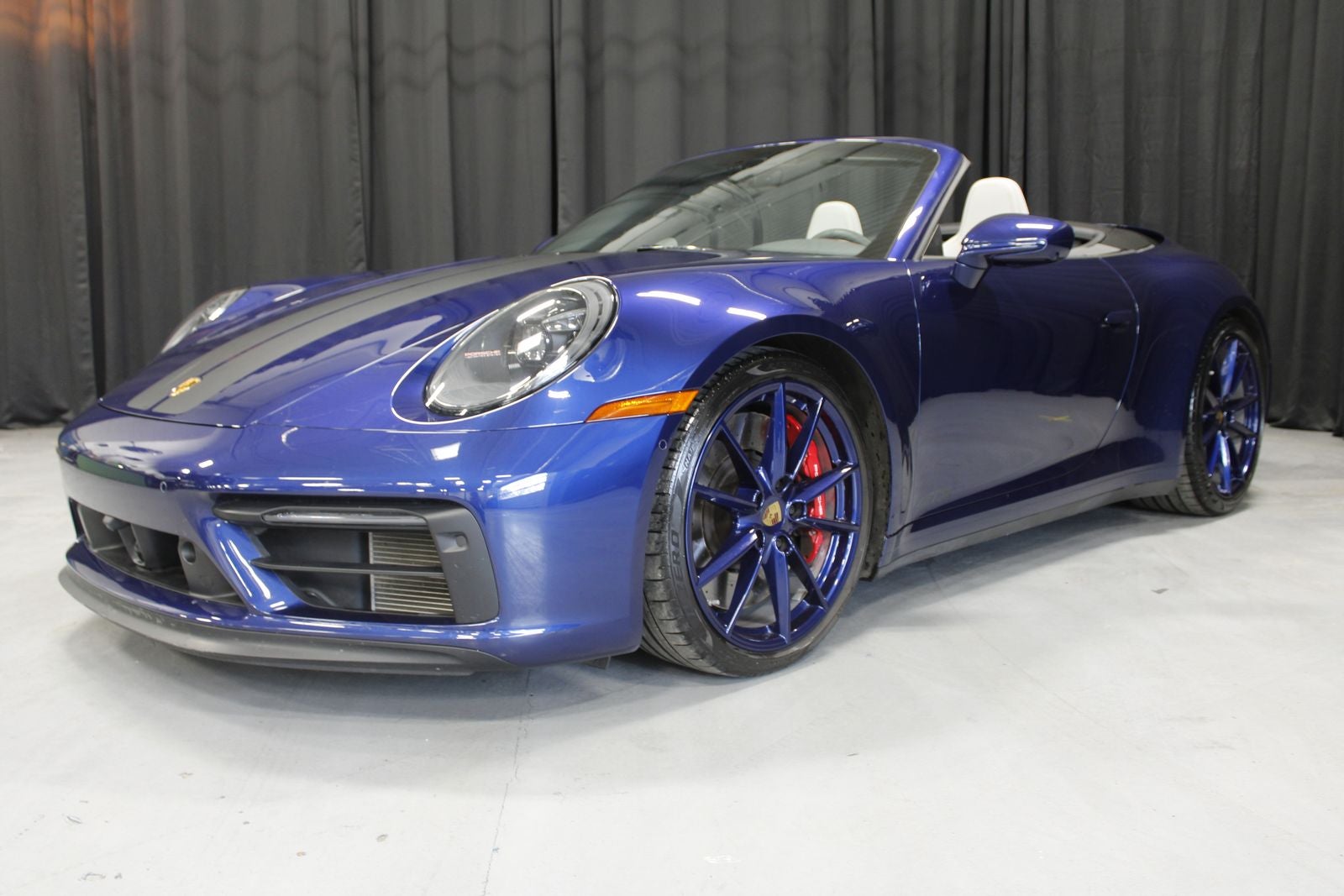 2024 Porsche 911 Carrera 4 GTS Cabriolet
