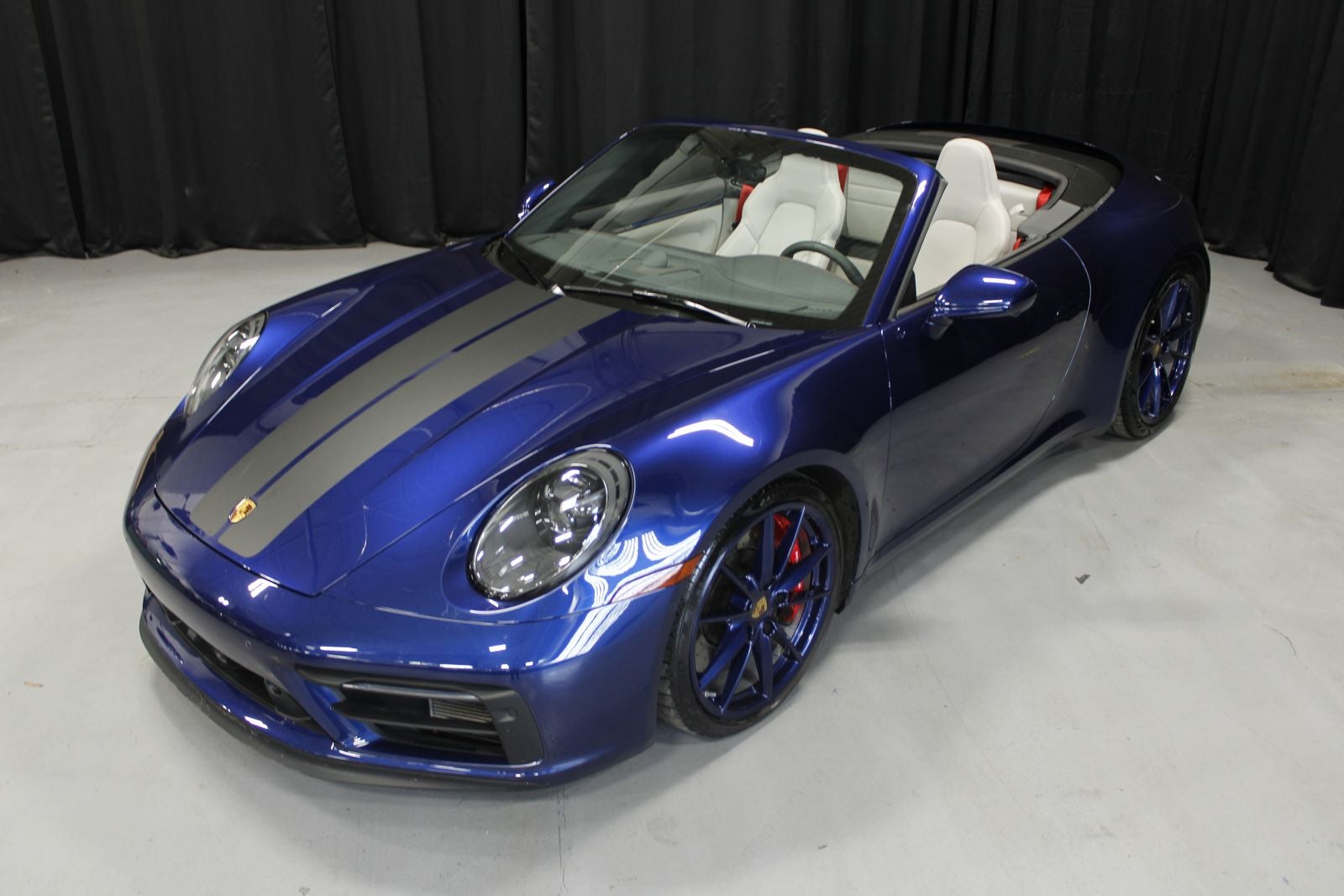 2024 Porsche 911 Carrera 4 GTS Cabriolet