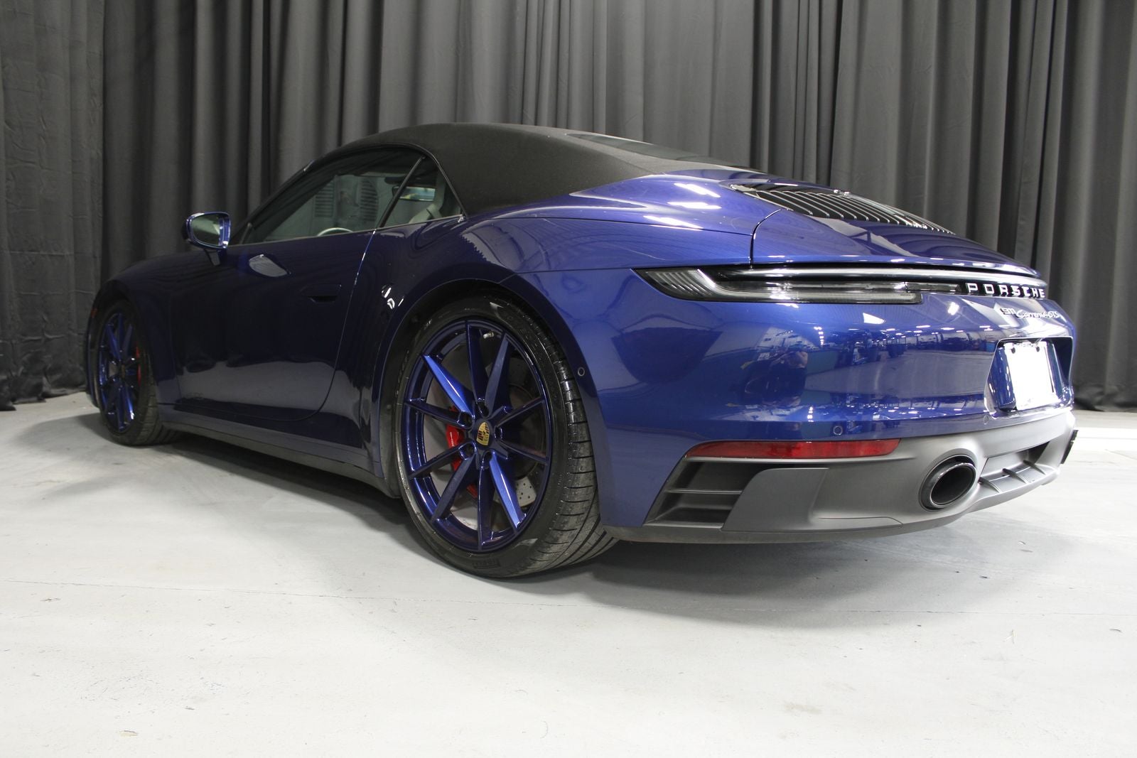 2024 Porsche 911 Carrera 4 GTS Cabriolet