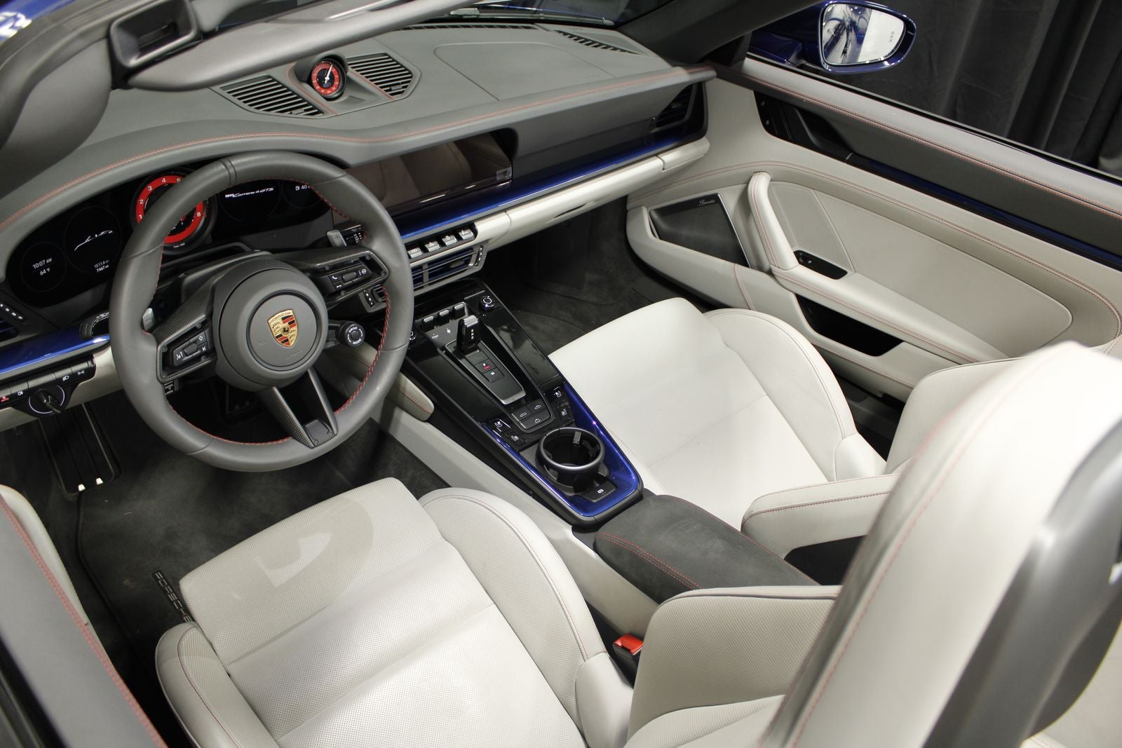 2024 Porsche 911 Carrera 4 GTS Cabriolet