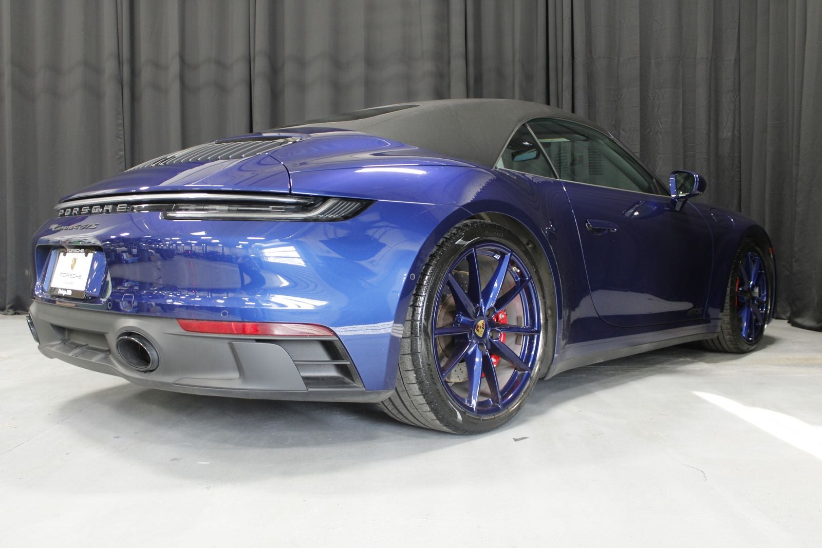 2024 Porsche 911 Carrera 4 GTS Cabriolet