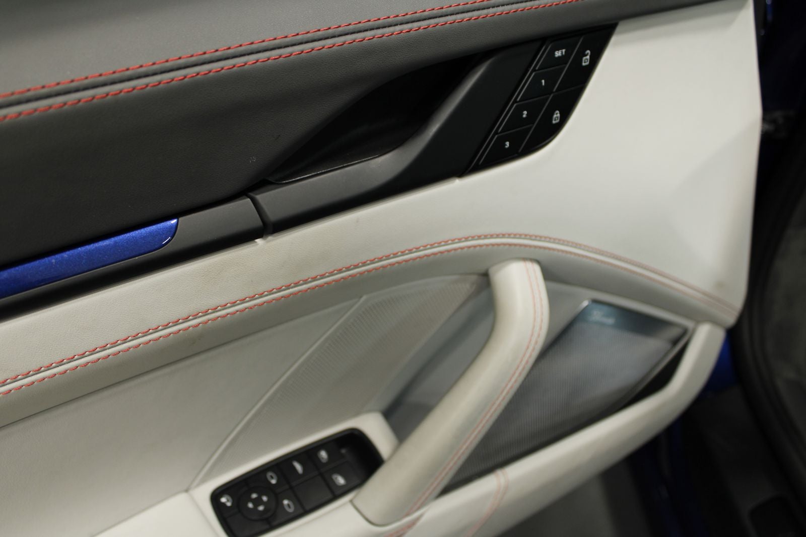 2024 Porsche 911 Carrera 4 GTS Cabriolet