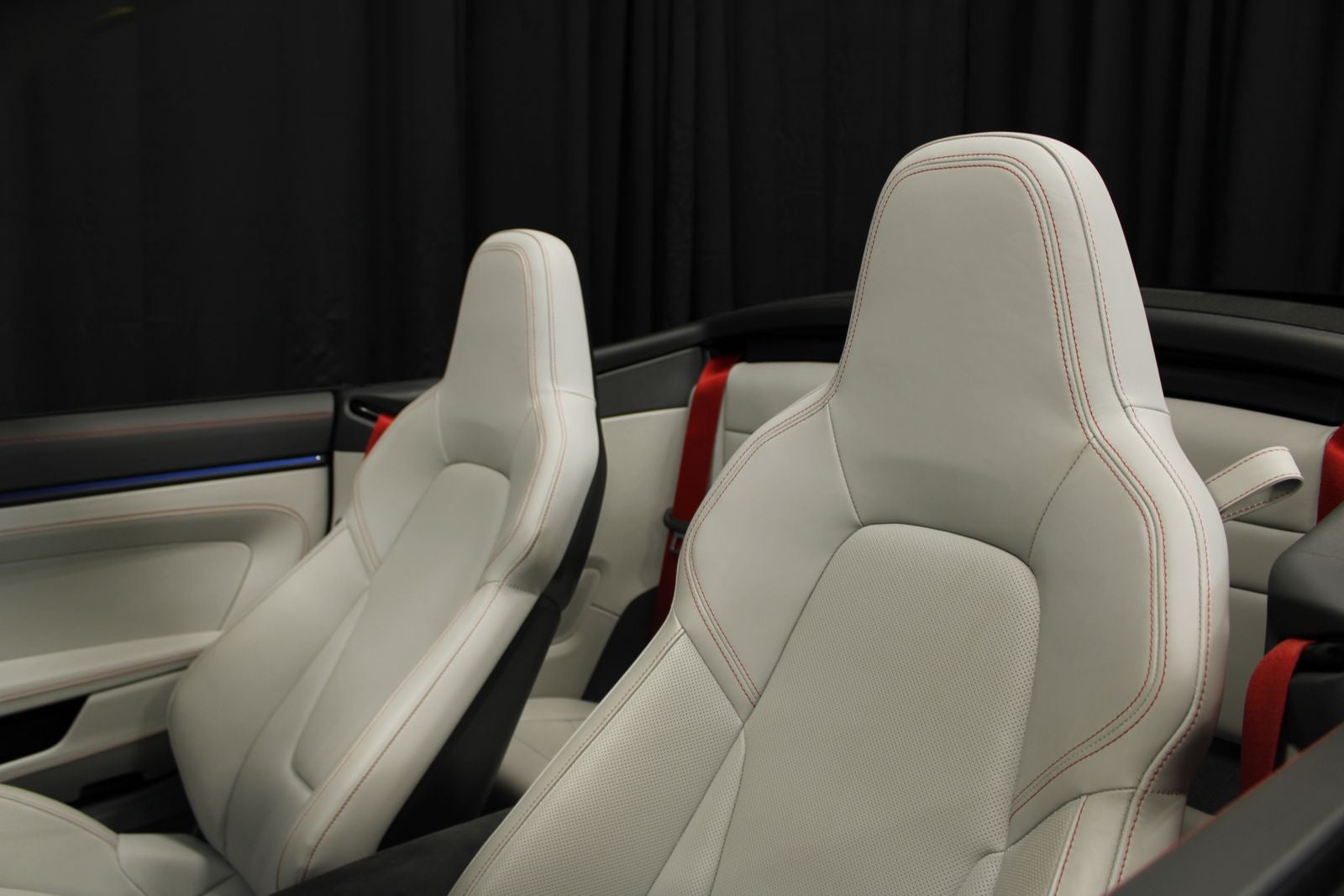 2024 Porsche 911 Carrera 4 GTS Cabriolet