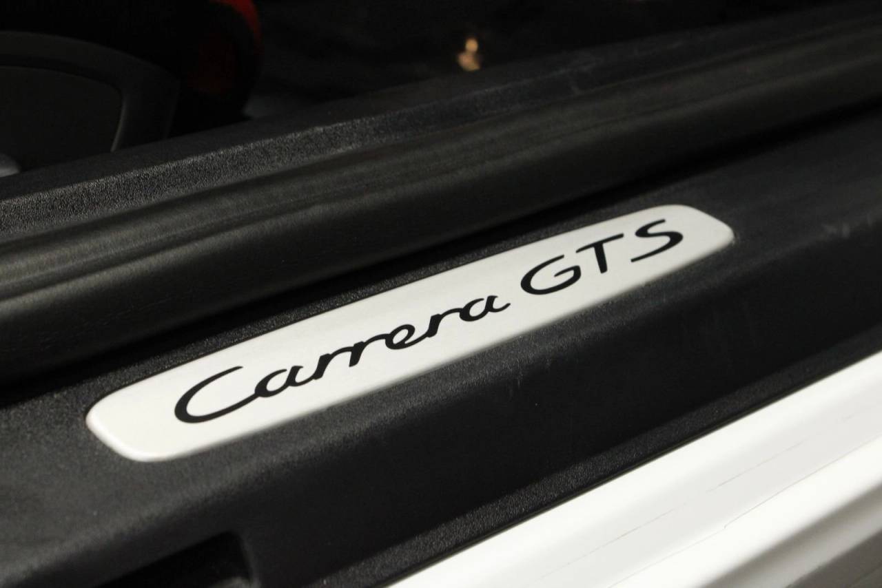 2016 Porsche 911 Carrera GTS Cabriolet