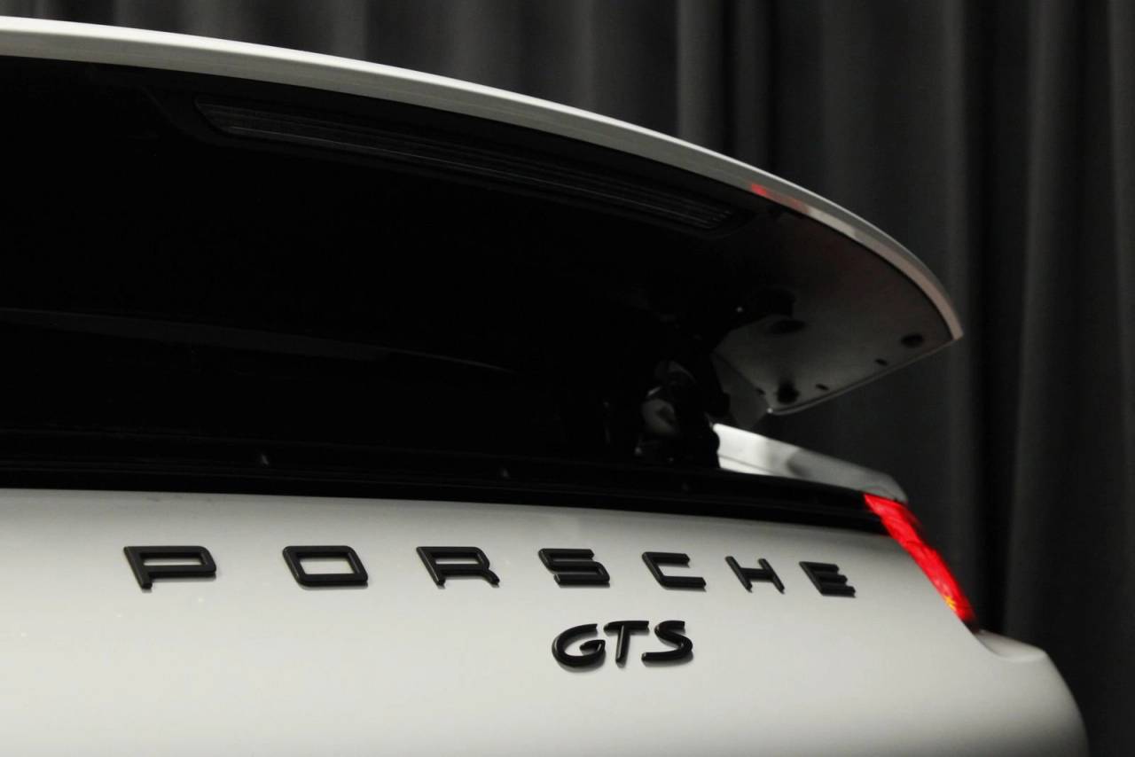 2016 Porsche 911 Carrera GTS Cabriolet