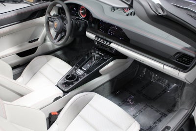 2024 Porsche 911 Carrera 4 GTS