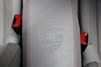 2024 Porsche 911 Carrera 4 GTS