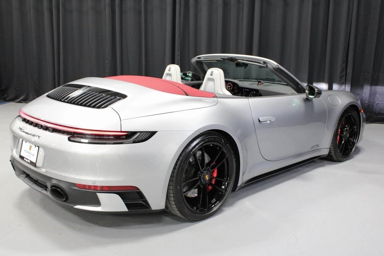 2024 Porsche 911 Carrera 4 GTS