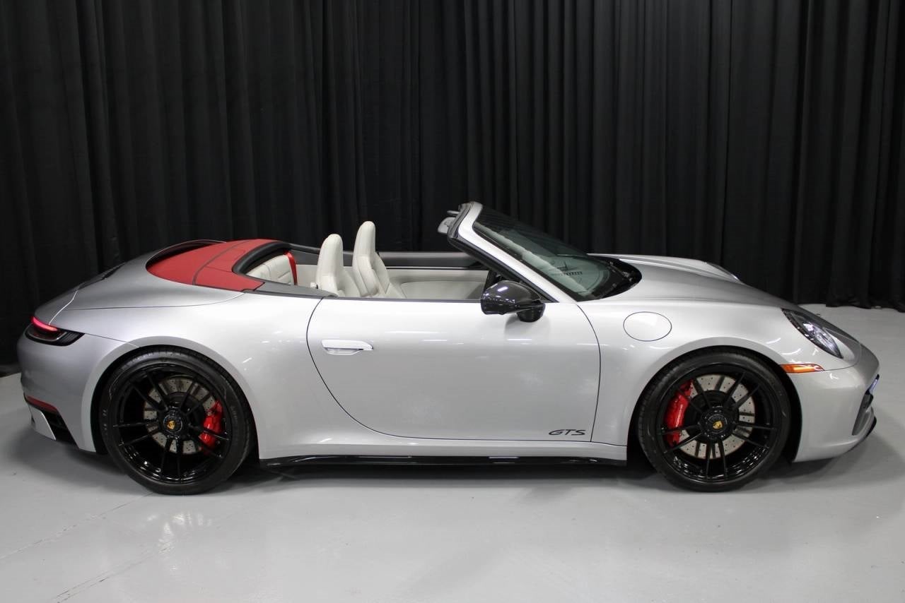 2024 Porsche 911 Carrera 4 GTS