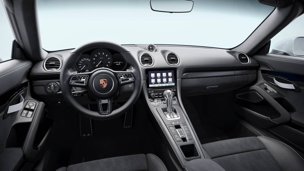 2023 Porsche 718 Spyder