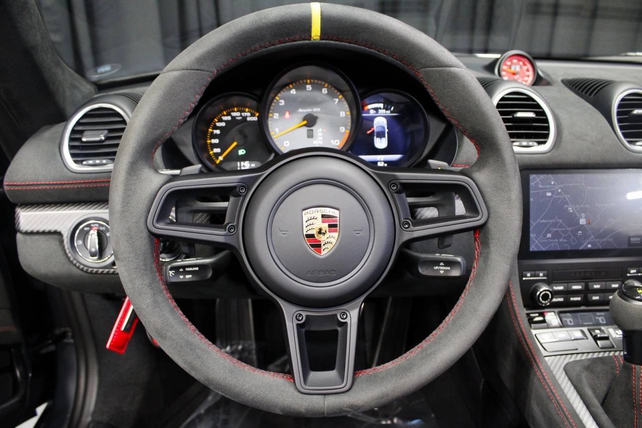 2025 Porsche 718 Spyder RS