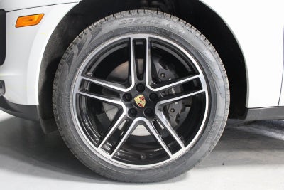 2021 Porsche Macan Base