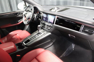 2021 Porsche Macan Base