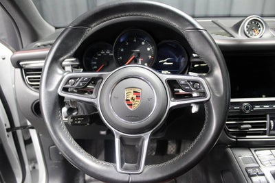 2021 Porsche Macan Base