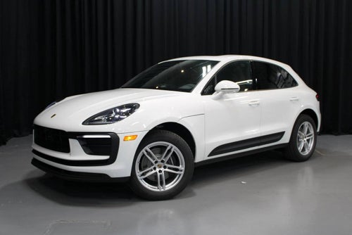 2025 Porsche Macan Base