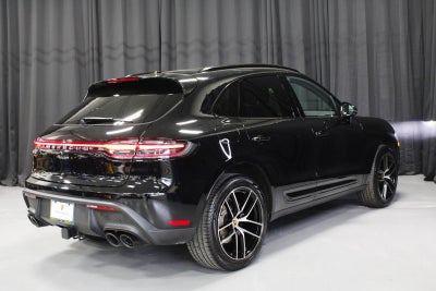 2025 Porsche Macan Base
