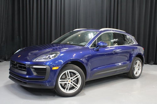 2025 Porsche Macan Base
