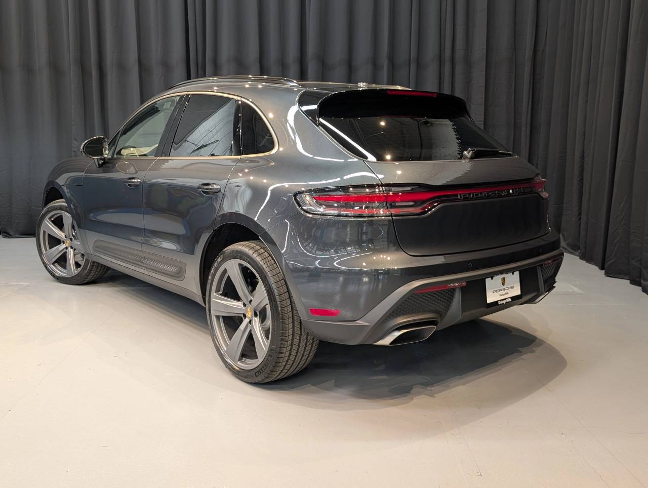 2025 Porsche Macan Base