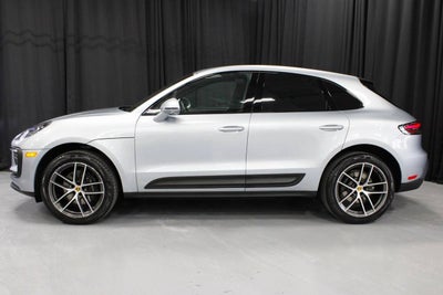 2025 Porsche Macan Base